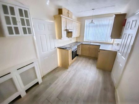2 bedroom terraced house to rent - Photo 5