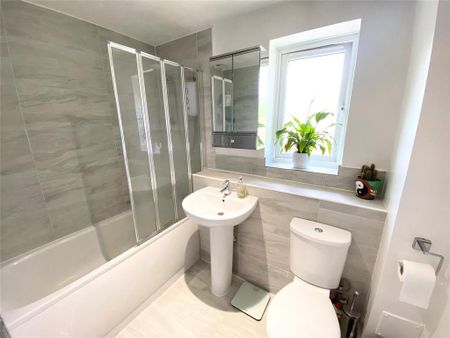 2 bedroom apartment to rent - Photo 5