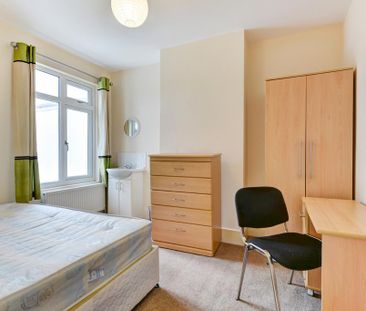 6 bedroom house to rent - Photo 5