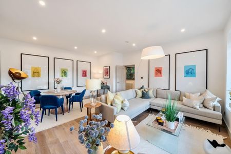 3 bedroom Flat To Let - Photo 3