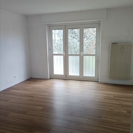 Location Appartement 4 pièces 73m² - Photo 4