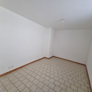 Location Appartement 2 pièces 34m² PONT DE VAUX 01190 - Photo 3