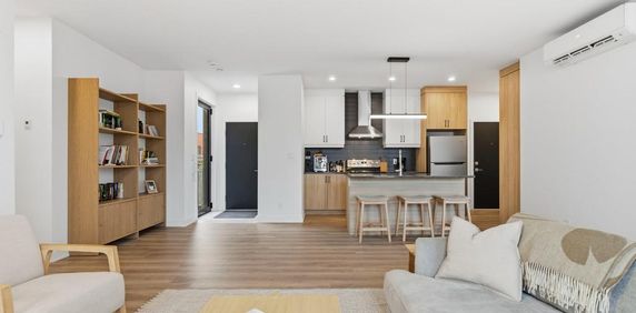 Appartement 5 1/2 Nouvelle Construction / Apartment 5 1/2 New Construction - Photo 2