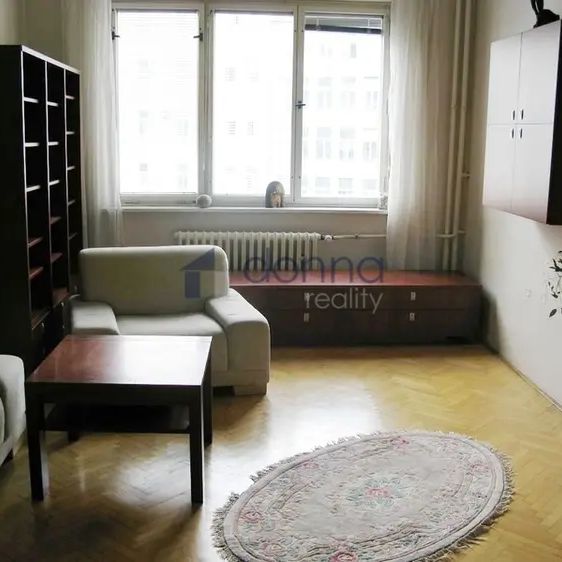 Pronájem bytu 2+1/B 68 m - Photo 1