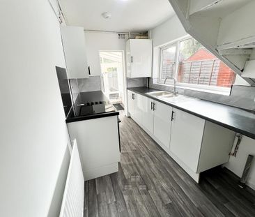 2 bedroom terraced house to rent - Photo 5