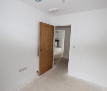 Fairways House, Old Sunway, King's Lynn - Photo 3