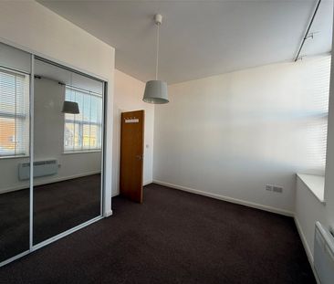 2 bedroom apartment to rent Milnrow Road, Shaw, Oldham, OL2 - Photo 6