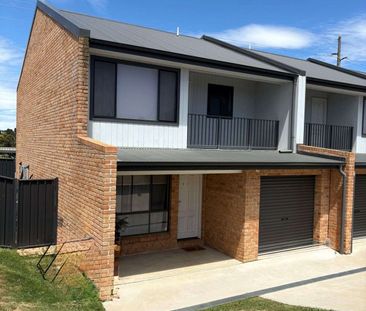 Modern Two Level Townhouse - Photo 1