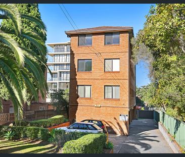 Top Floor Living Moments from Wollongong Harbour - Photo 6