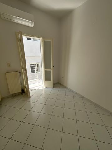 Ενοικιάζεται τεσσάρι διαμέρισμα Θέρισσος Ηράκλειο Κρήτης - Photo 2