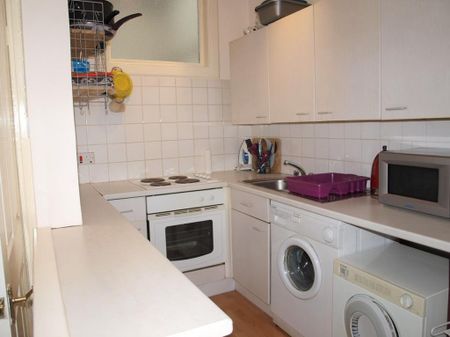 1 bedroom flat to rent - Photo 5