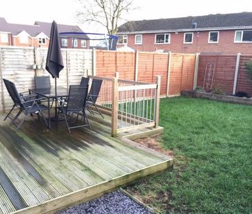 3 bedroom semi-detached house to rent - Photo 6
