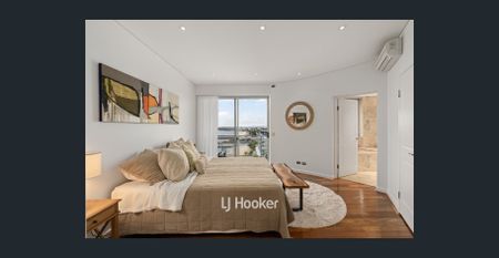 Furnished Penthouse - Photo 4