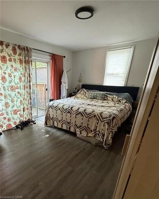 For Lease - 96 London Street, Hamilton, Ontario - Photo 1