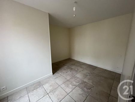 Appartement F3 à louer 3 pièces - 51,60 m2 CHATEAUROUX - 36 - Photo 2