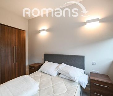 2 bedroom flat to rent - Photo 6