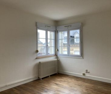 Location Appartement 3 pièces 72m² FLERS 61100 - Photo 2