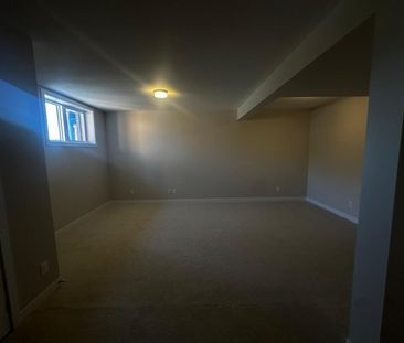 For Lease - 78 Ryan Reynolds Way, Orleans - Convent Glen and Area, ... - Photo 5