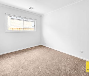 A Home That Speaks for Itself! - Photo 1