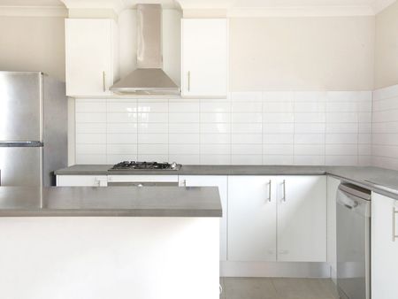 FAMILY HOME WITH CHARM - Photo 3