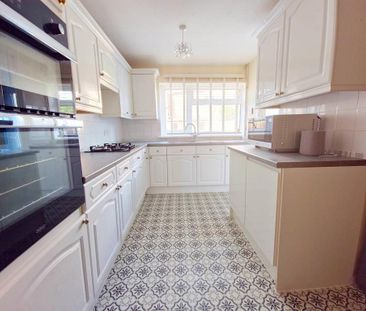 4 bedroom terraced house to rent - Photo 6