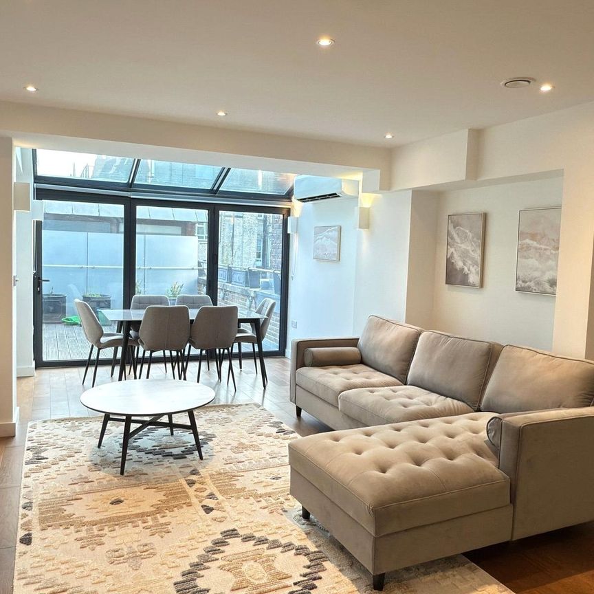 Baker Street, London, W1U flat to rent - Photo 1