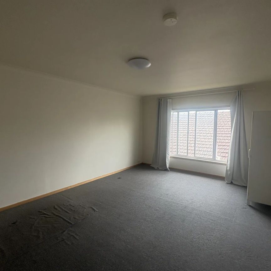 Shared accommodation - Photo 1