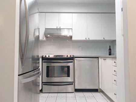 For Lease - 8 Pemberton Avenue Unit# 801, Toronto, Ontario - Photo 2