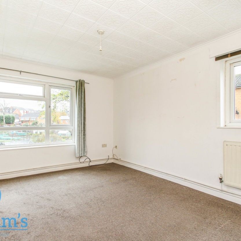 1 bed Apartment for Rent - Photo 1