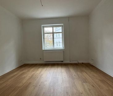 Großzügige 3-Zimmer Wohnung wartet auf Ihren Einzug! - Photo 2