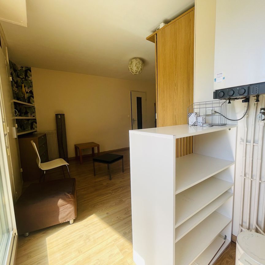 Location Appartement 1 pièce 25m² PAU 64000 - Photo 1