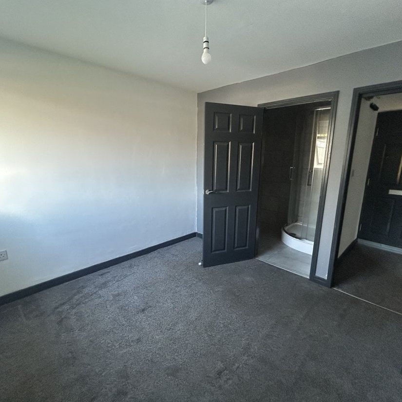 High Street, Cwmgwrach, NEATH - Photo 1