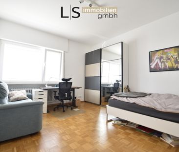 **Traumhaft** Renovierte, großzügige Etagenwohnung in absolut ruhig... - Photo 1