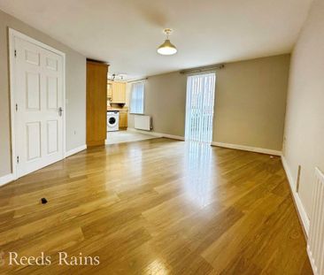 2 bedroom apartment to rent - Photo 6
