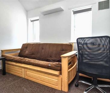 Kingswood Road, Northfield, Birmingham, West Midlands, B31 - Photo 1