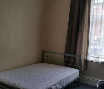 5 bedroom house share to rent - Photo 2