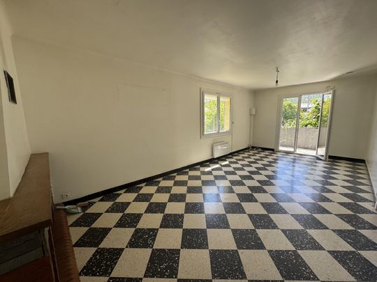 Location Appartement 3 pièces 70m² BRIGNOLES 83170 - Photo 1