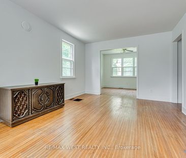 For Lease - 211 King Street, Caledon, Ontario - Photo 2