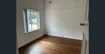 2 BEDROOM HOME - Photo 2