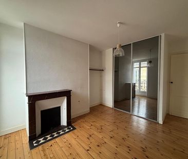 Location Appartement 3 pièces 56m² BORDEAUX 33000 - Photo 3