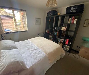 1 bedroom flat to rent - Photo 6