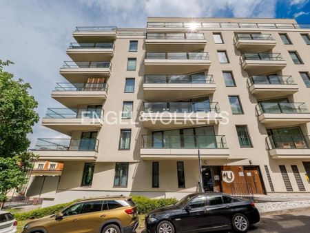 Pronájem bytu 3+kk 79 m2 - Fotografie 2