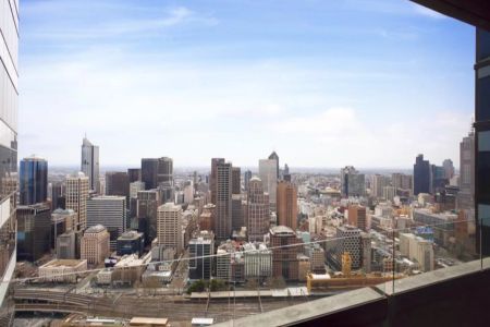 Luxury Living High Above Melbourne – Fully Furnished 1-Bedroom in Eureka Tower - Photo 4