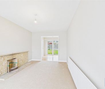 3 bedroom detached house to rent - Photo 3
