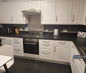 2 bedroom flat to rent - Photo 6