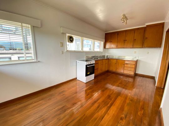 Three bedroom - SAINT HELIERS - Photo 1