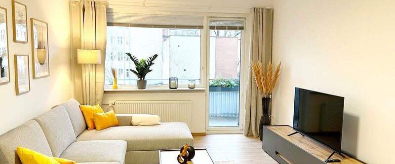 Moderne Wohnung in zentraler Lage mit Balkon - Photo 1