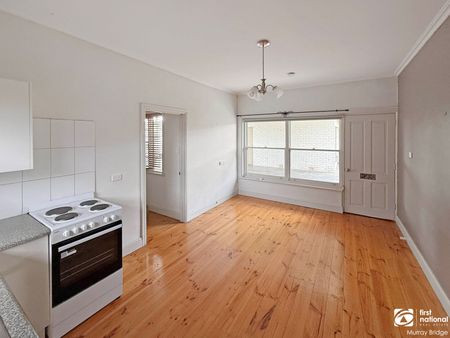 Centrally Located Two Bedroom Unit - APPLICATIONS NOW CLOSED - Photo 3