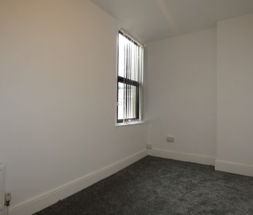 Alexandra Road Flat 6 - Photo 2