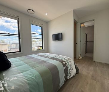 Stylish 4-Bedroom Home with Solar, Ducted A/C + Large Multi-Purpose... - Photo 6